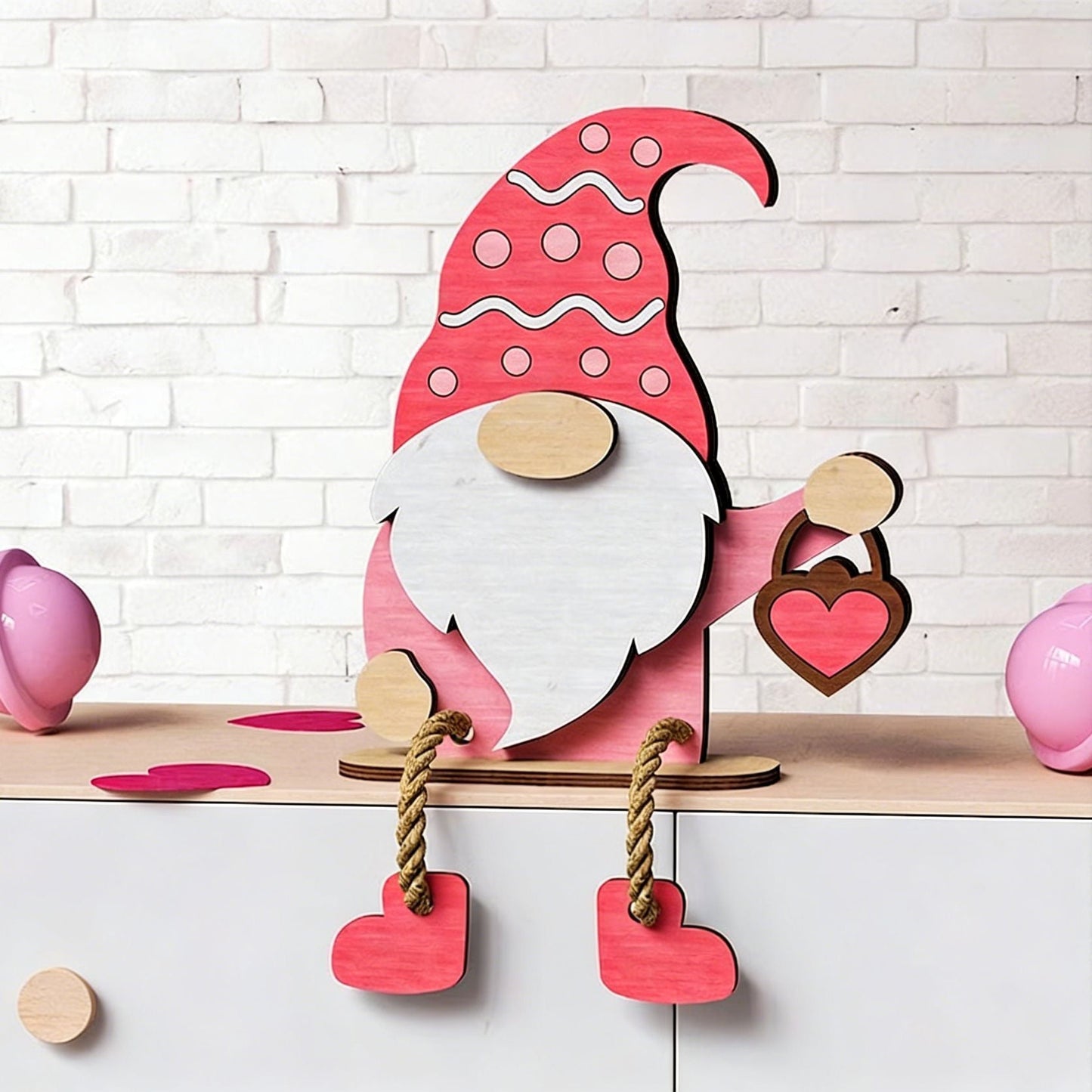 💖Valentine’s Day Wooden Gnome Decoration